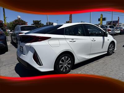2022 Toyota Prius Prime LE - Photo 6 - Sacramento, CA 95841