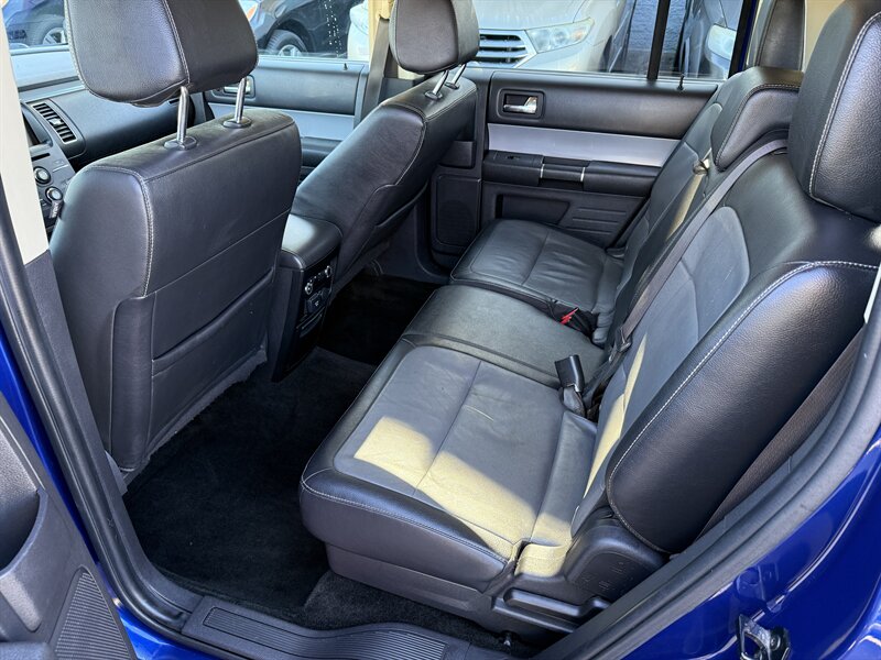 2015 Ford Flex SEL photo 14