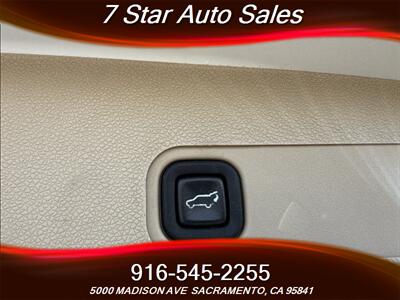 2013 Chevrolet Suburban LTZ   - Photo 26 - Sacramento, CA 95841