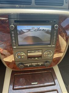 2013 Chevrolet Suburban LTZ   - Photo 13 - Sacramento, CA 95841