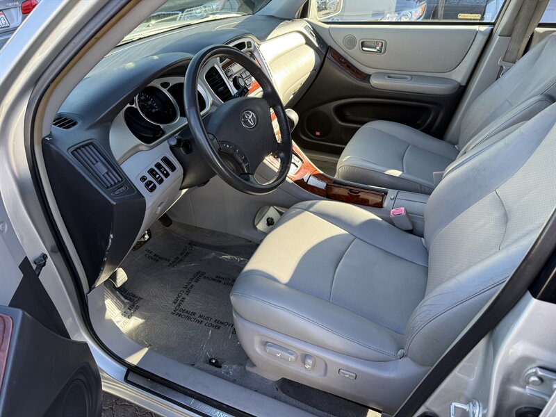 2006 Toyota Highlander Limited   - Photo 9 - Sacramento, CA 95841