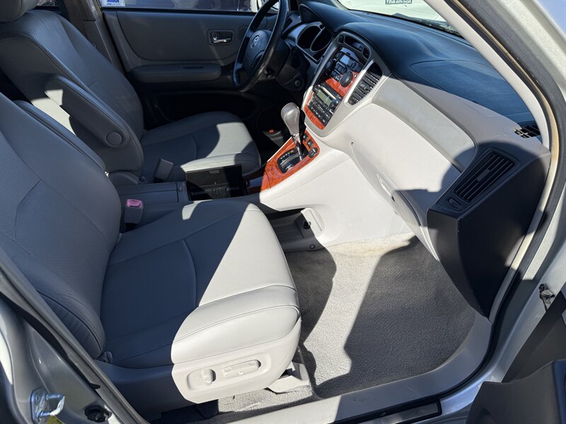2006 Toyota Highlander Limited   - Photo 11 - Sacramento, CA 95841