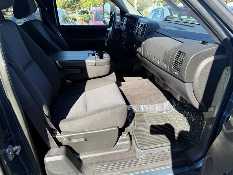 2011 Chevrolet Silverado 1500 LT   - Photo 14 - Sacramento, CA 95841