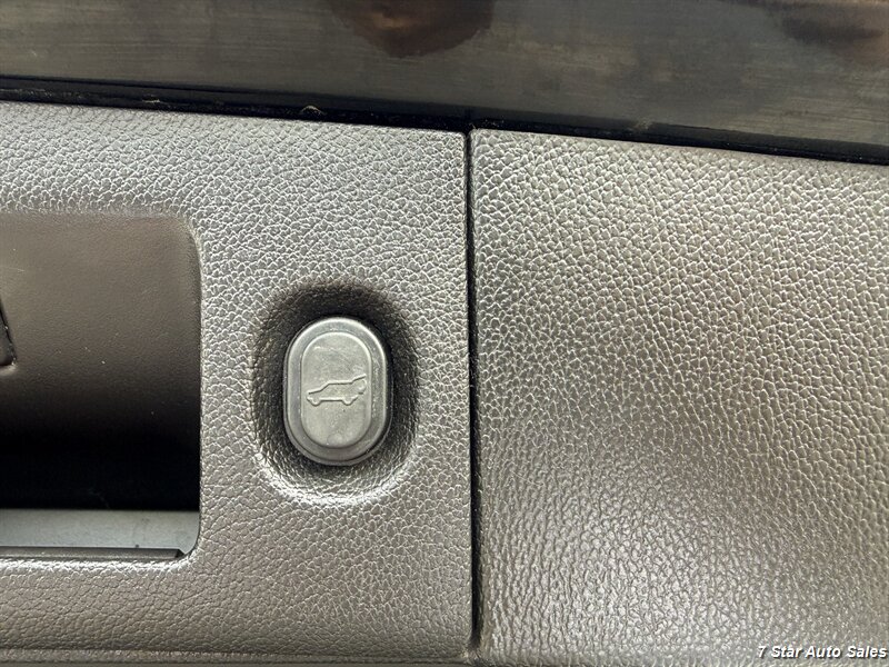 2016 Cadillac Escalade ESV Luxury Collection - Photo 22 - Sacramento, CA 95841