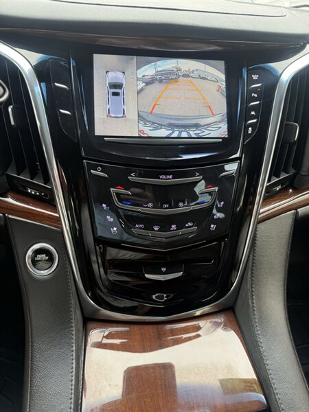2016 Cadillac Escalade ESV Luxury Collection - Photo 13 - Sacramento, CA 95841