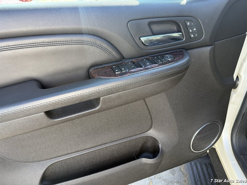 2009 GMC Yukon Denali - Photo 7 - Sacramento, CA 95841