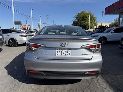 2016 Hyundai SONATA Hybrid SE   - Photo 5 - Sacramento, CA 95841