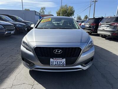 2016 Hyundai SONATA Hybrid SE   - Photo 2 - Sacramento, CA 95841