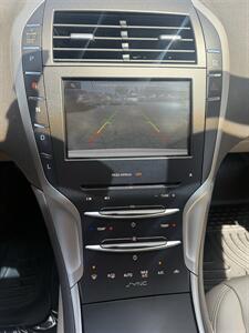 2016 Lincoln MKZ Hybrid   - Photo 13 - Sacramento, CA 95841