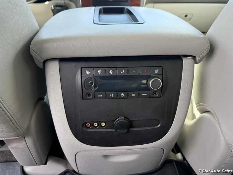 2014 Chevrolet Suburban LT - Photo 22 - Sacramento, CA 95841