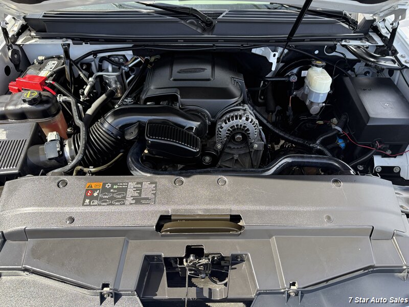 2014 Chevrolet Suburban LT - Photo 28 - Sacramento, CA 95841