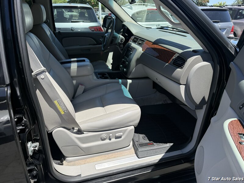 2007 GMC Yukon XL SLT - Photo 13 - Sacramento, CA 95841