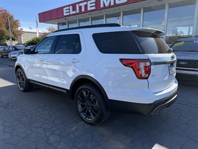 2017 Ford Explorer XLT   - Photo 4 - Sacramento, CA 95841