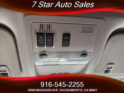 2011 Cadillac Escalade ESV Premium   - Photo 11 - Sacramento, CA 95841