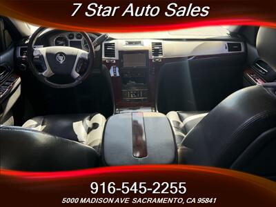 2011 Cadillac Escalade ESV Premium   - Photo 10 - Sacramento, CA 95841