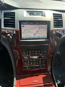 2013 Cadillac Escalade Hybrid   - Photo 14 - Sacramento, CA 95841