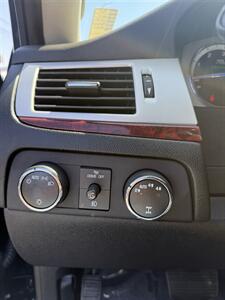 2013 Cadillac Escalade Hybrid   - Photo 8 - Sacramento, CA 95841