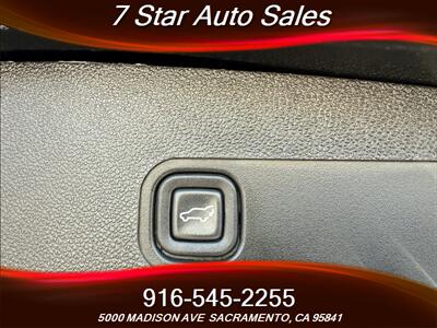 2013 Cadillac Escalade Hybrid   - Photo 25 - Sacramento, CA 95841