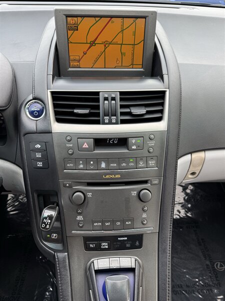 2010 Lexus HS 250h Premium - Photo 13 - Sacramento, CA 95841