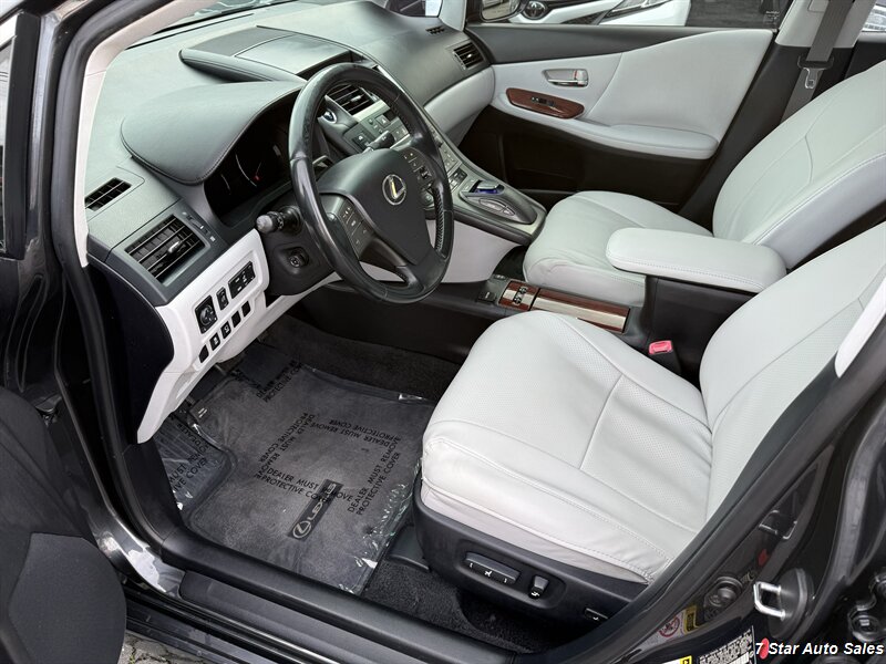 2010 Lexus HS 250h Premium - Photo 10 - Sacramento, CA 95841
