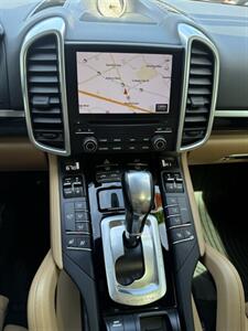 2017 Porsche Cayenne - Photo 12 - Sacramento, CA 95841
