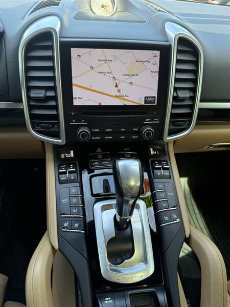 2017 Porsche Cayenne - Photo 12 - Sacramento, CA 95841