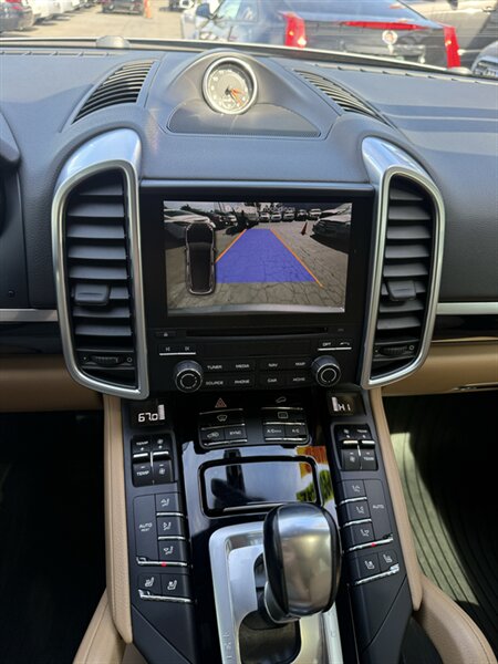 2017 Porsche Cayenne - Photo 15 - Sacramento, CA 95841