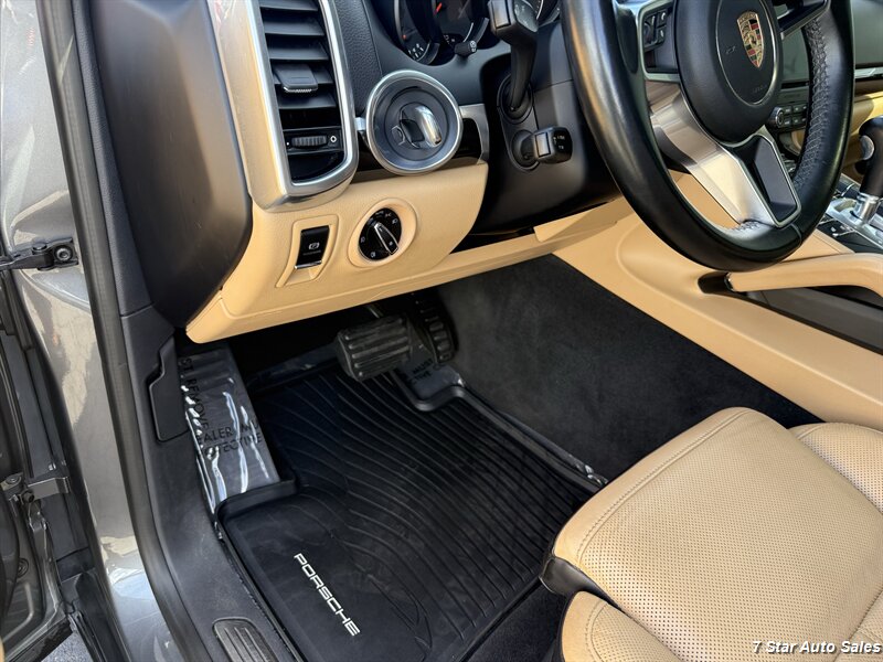 2017 Porsche Cayenne - Photo 8 - Sacramento, CA 95841