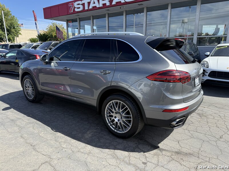 2017 Porsche Cayenne - Photo 4 - Sacramento, CA 95841