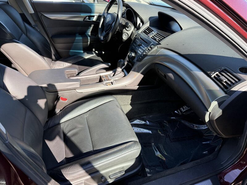 2010 Acura TL Base photo 15