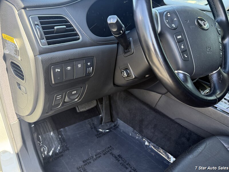 2012 Hyundai Genesis 5.0L - Photo 9 - Sacramento, CA 95841