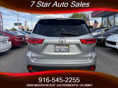 2017 Toyota Highlander XLE   - Photo 5 - Sacramento, CA 95841