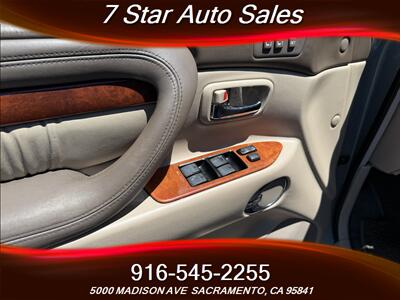 2002 Lexus LX 470   - Photo 7 - Sacramento, CA 95841
