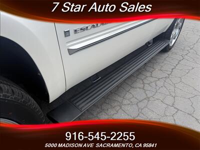 2008 Cadillac Escalade   - Photo 15 - Sacramento, CA 95841