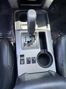 2010 Toyota 4Runner Limited - Photo 15 - Sacramento, CA 95841