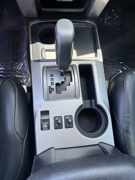 2010 Toyota 4Runner Limited - Photo 15 - Sacramento, CA 95841