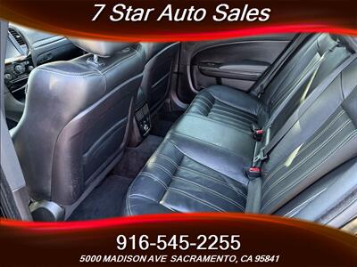 2012 Chrysler 300 S V6   - Photo 15 - Sacramento, CA 95841