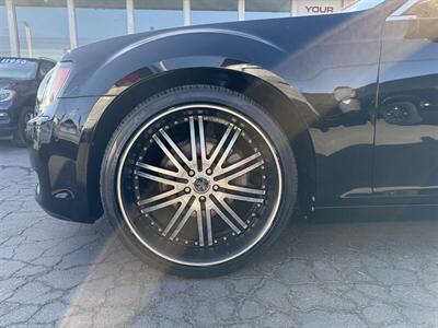 2012 Chrysler 300 S V6   - Photo 20 - Sacramento, CA 95841