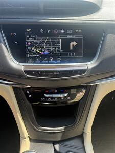 2017 Cadillac XT5 Premium Luxury   - Photo 11 - Sacramento, CA 95841