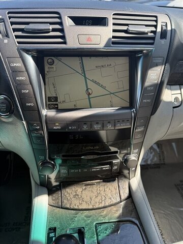 2007 Lexus LS Base photo 12