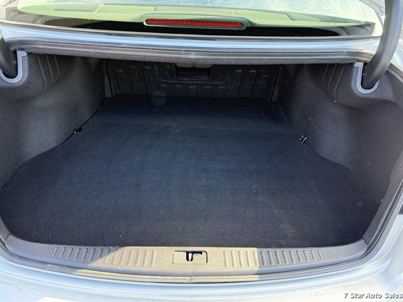 2011 Hyundai Genesis 3.8L V6 - Photo 23 - Sacramento, CA 95841