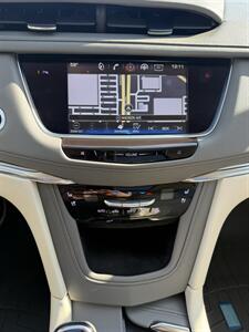 2019 Cadillac XT5 Premium Luxury   - Photo 11 - Sacramento, CA 95841