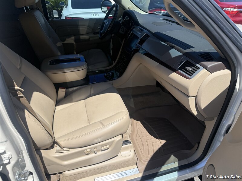 2013 Cadillac Escalade Premium - Photo 15 - Sacramento, CA 95841