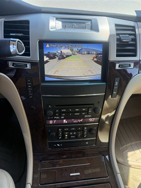 2013 Cadillac Escalade Premium - Photo 13 - Sacramento, CA 95841