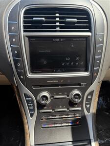 2016 Lincoln MKX Reserve   - Photo 14 - Sacramento, CA 95841