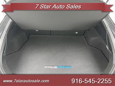 2017 Toyota Prius Prime Premium   - Photo 15 - Sacramento, CA 95841