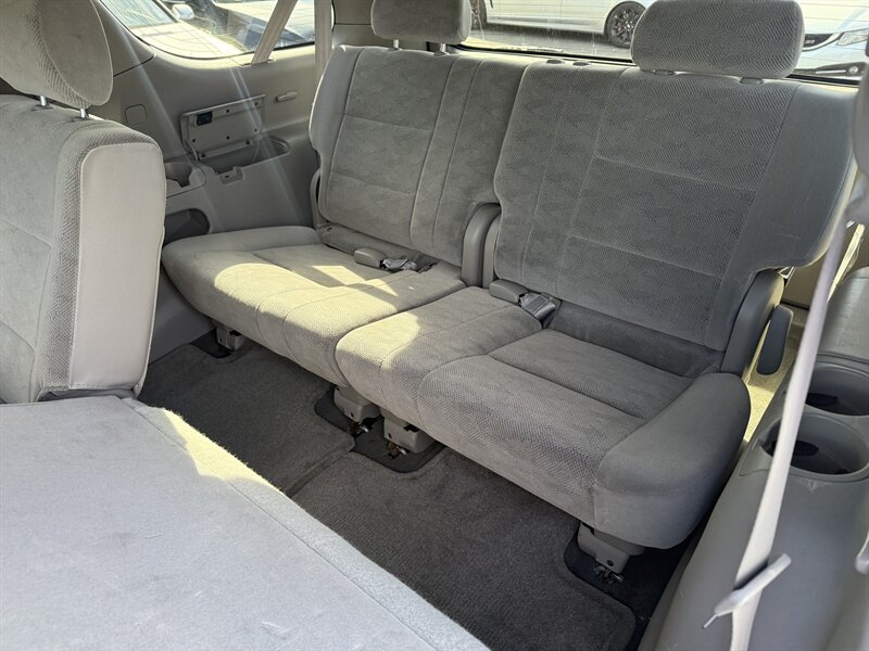 2005 Toyota Sequoia SR5   - Photo 16 - Sacramento, CA 95841