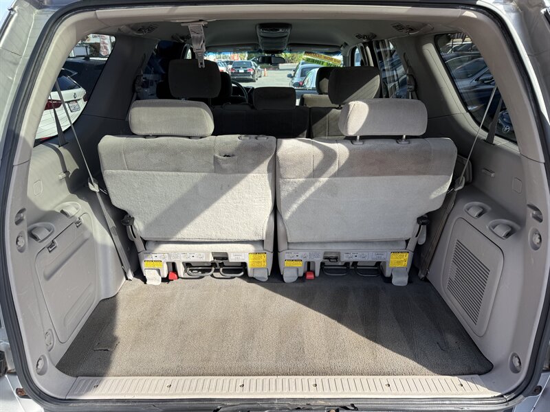 2005 Toyota Sequoia SR5   - Photo 17 - Sacramento, CA 95841