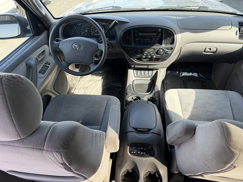 2005 Toyota Sequoia SR5   - Photo 12 - Sacramento, CA 95841