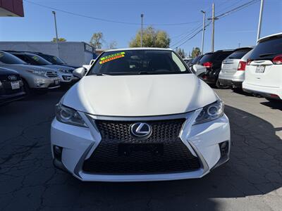 2016 Lexus CT 200h   - Photo 2 - Sacramento, CA 95841